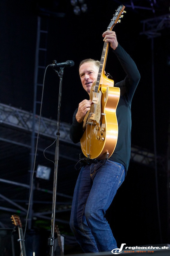 Bryan Adams (live in Hamburg, 2013)